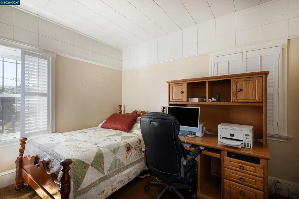 3735 Nevil Street Oakland CA 94601