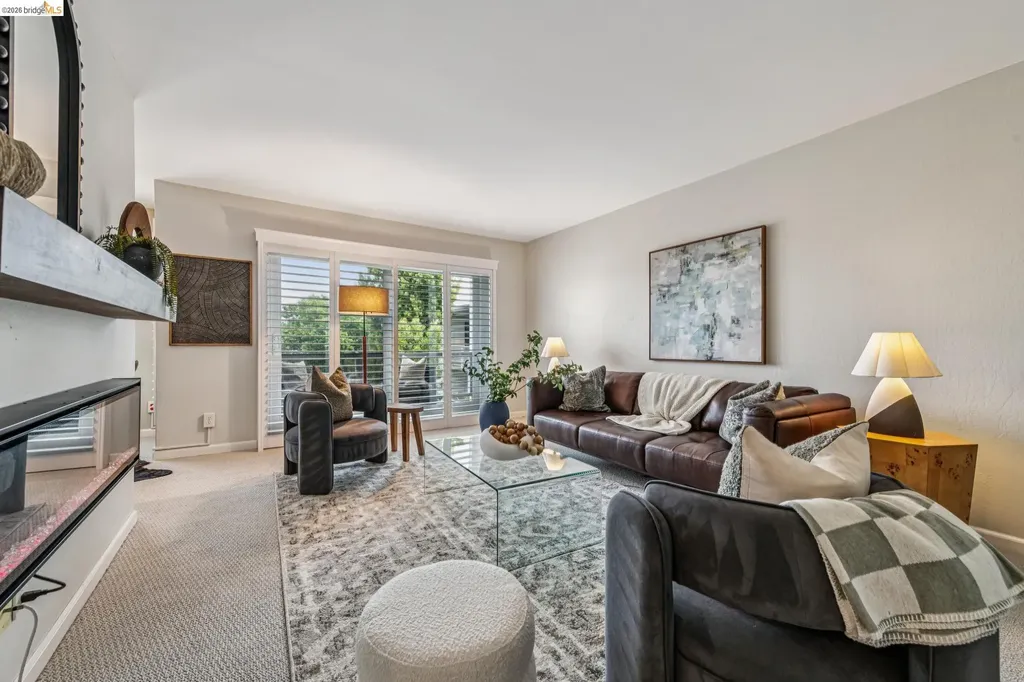 3 Captain Drive Emeryville CA 94608