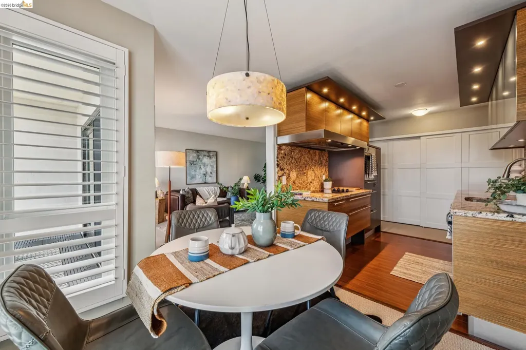 3 Captain Drive Emeryville CA 94608