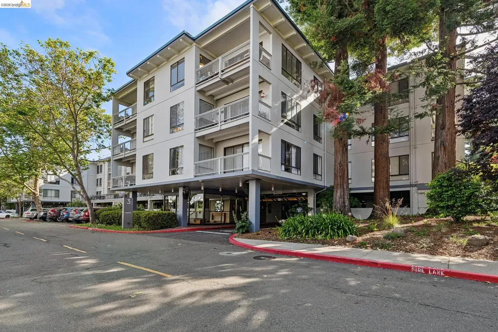 3 Captain Drive Emeryville CA 94608