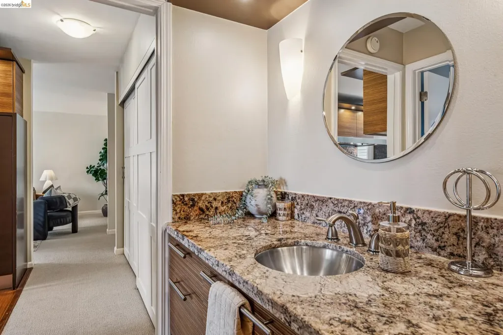 3 Captain Drive Emeryville CA 94608