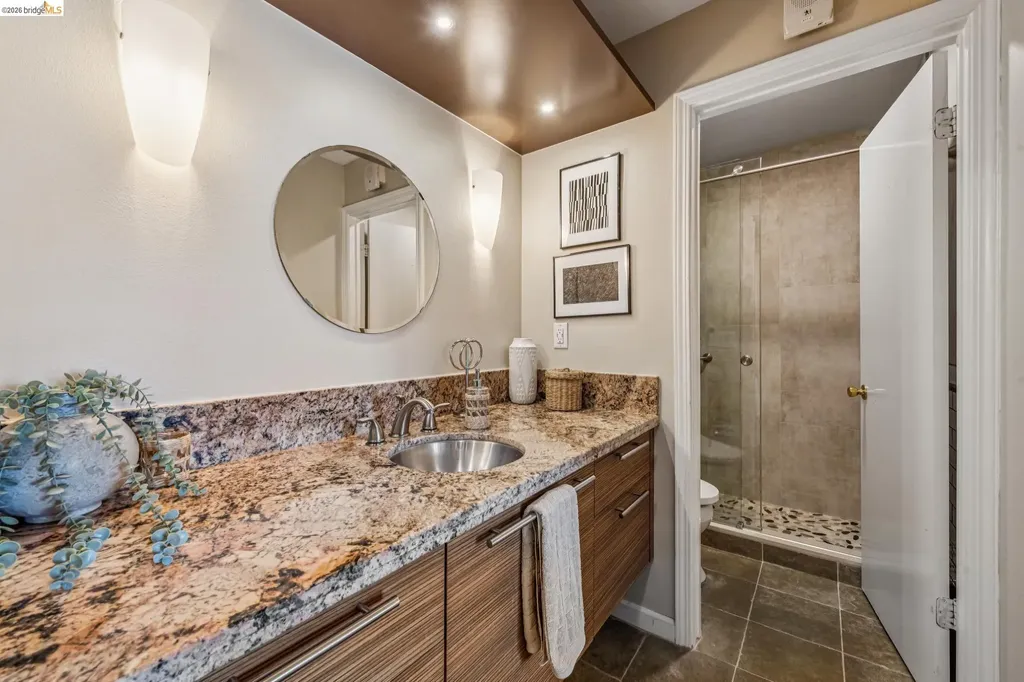 3 Captain Drive Emeryville CA 94608
