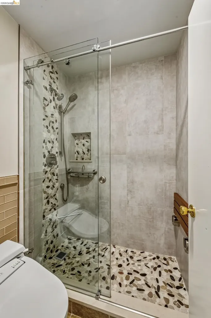 3 Captain Drive Emeryville CA 94608