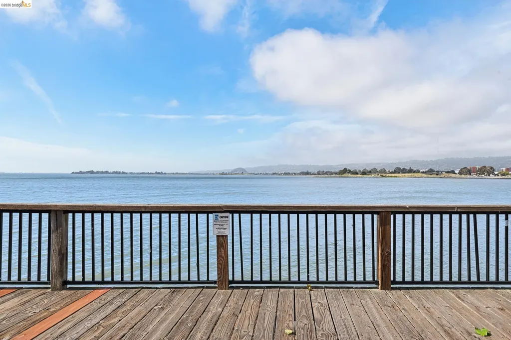 3 Captain Drive Emeryville CA 94608