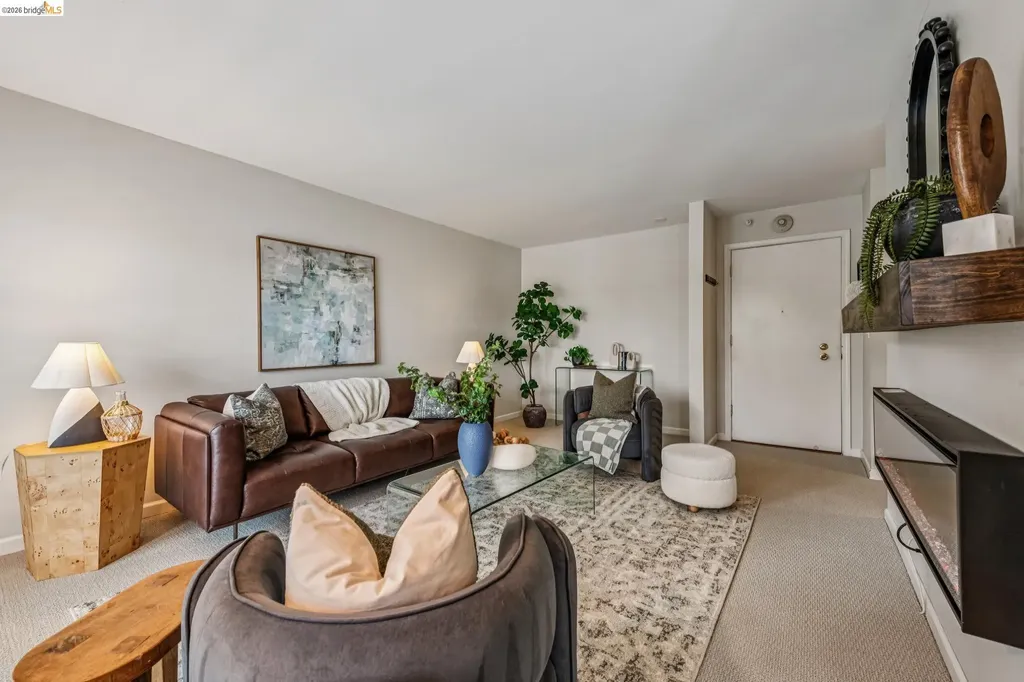 3 Captain Drive Emeryville CA 94608
