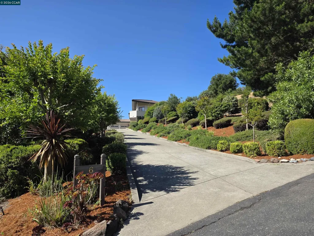 6 Tanglewood Lane Lafayette CA 94549
