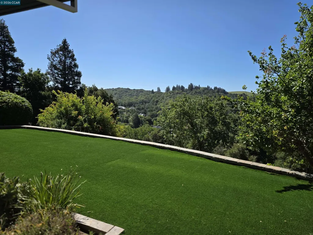 6 Tanglewood Lane Lafayette CA 94549