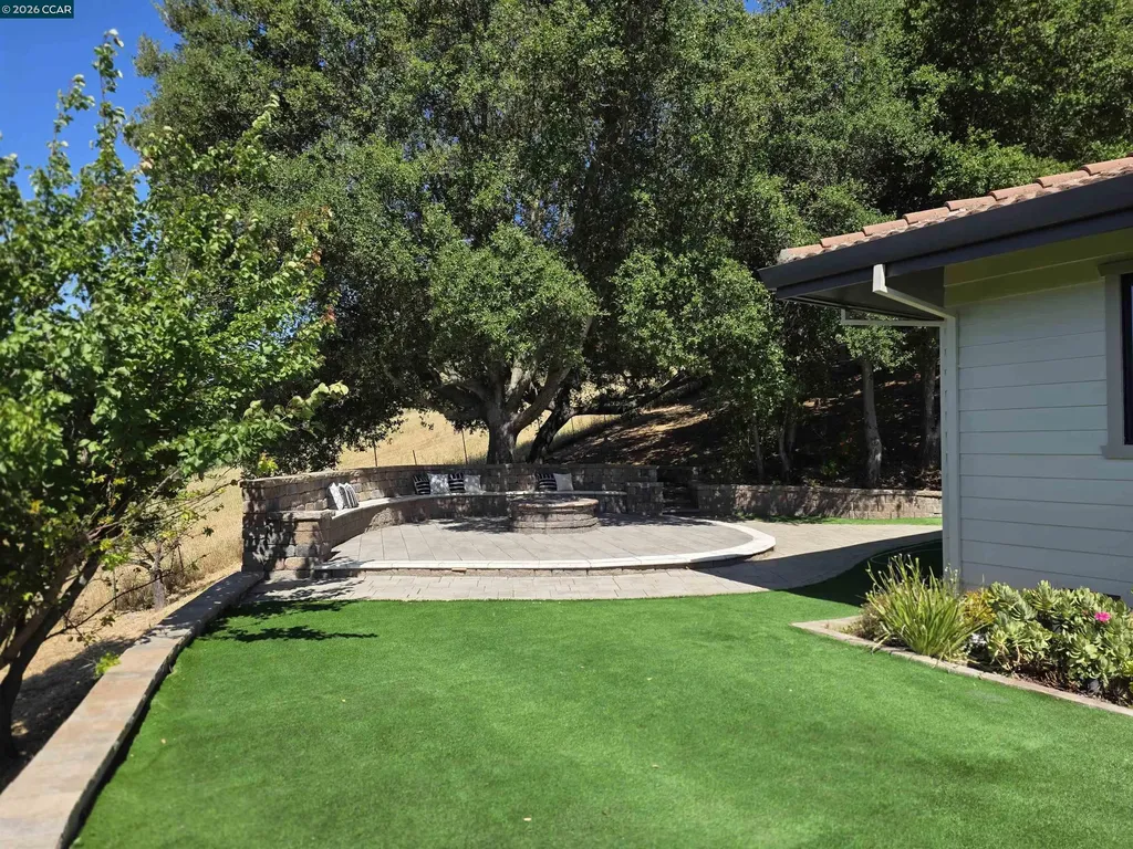 6 Tanglewood Lane Lafayette CA 94549
