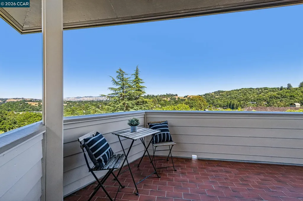 6 Tanglewood Lane Lafayette CA 94549
