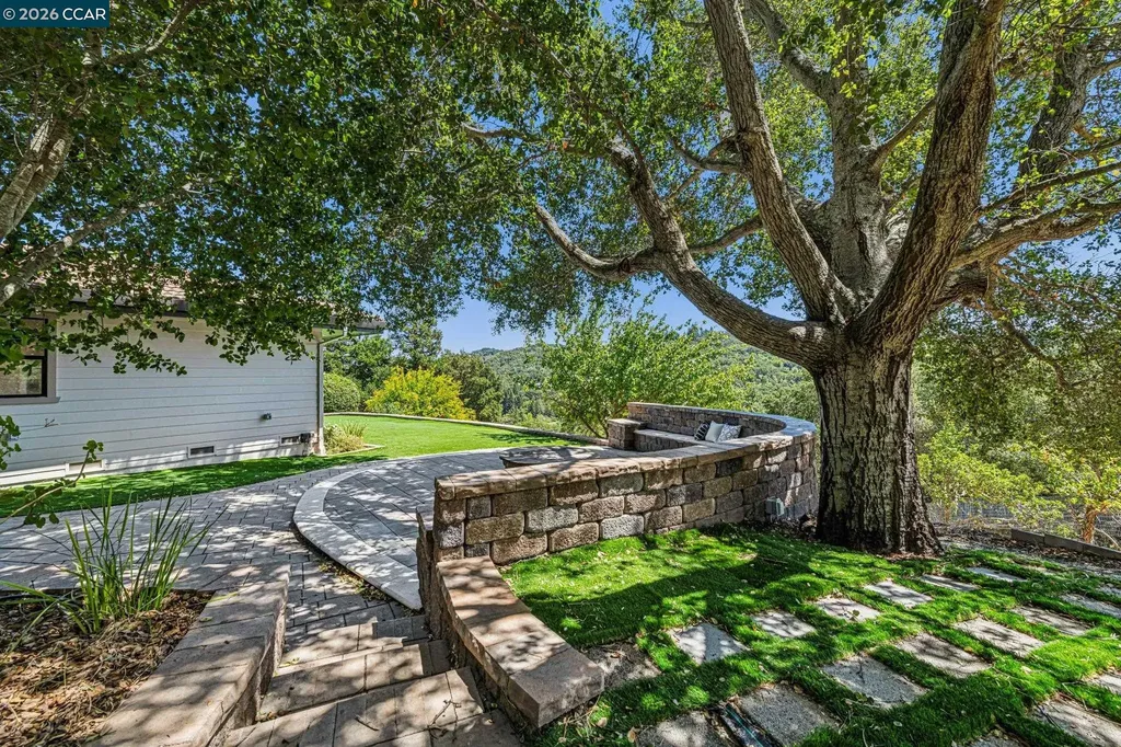 6 Tanglewood Lane Lafayette CA 94549