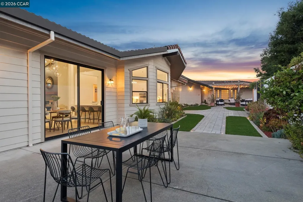 6 Tanglewood Lane Lafayette CA 94549