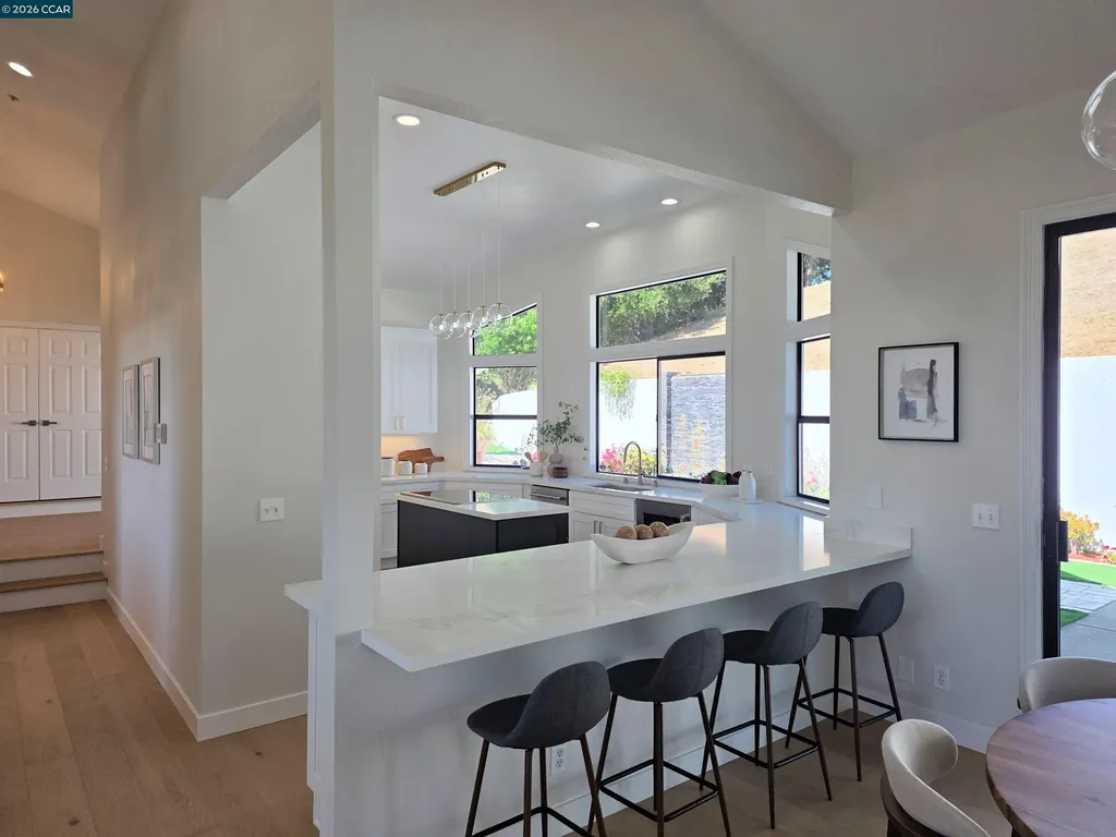 6 Tanglewood Lane Lafayette CA 94549