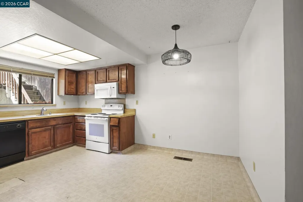 1320 Shaddick Drive Antioch CA 94509