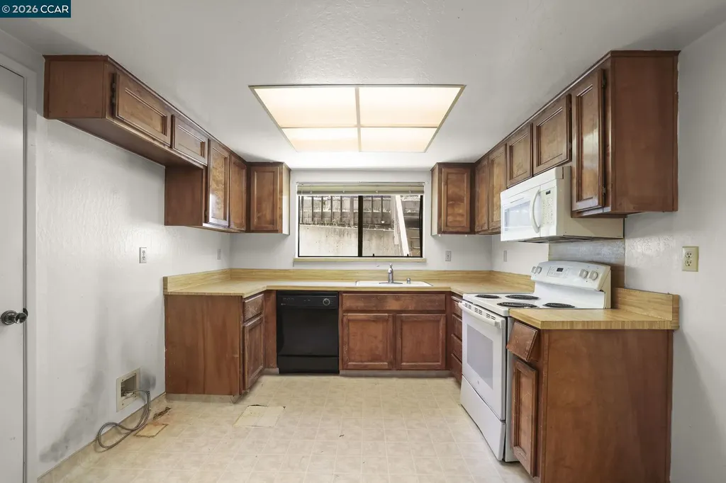 1320 Shaddick Drive Antioch CA 94509