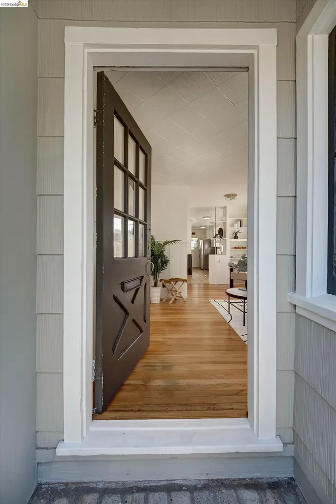 1324 Everett Street El Cerrito CA 94530