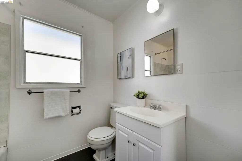 1324 Everett Street El Cerrito CA 94530
