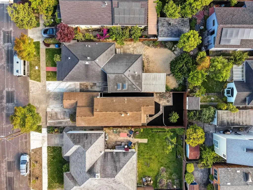 1324 Everett Street El Cerrito CA 94530