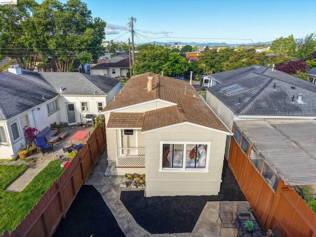 1324 Everett Street El Cerrito CA 94530