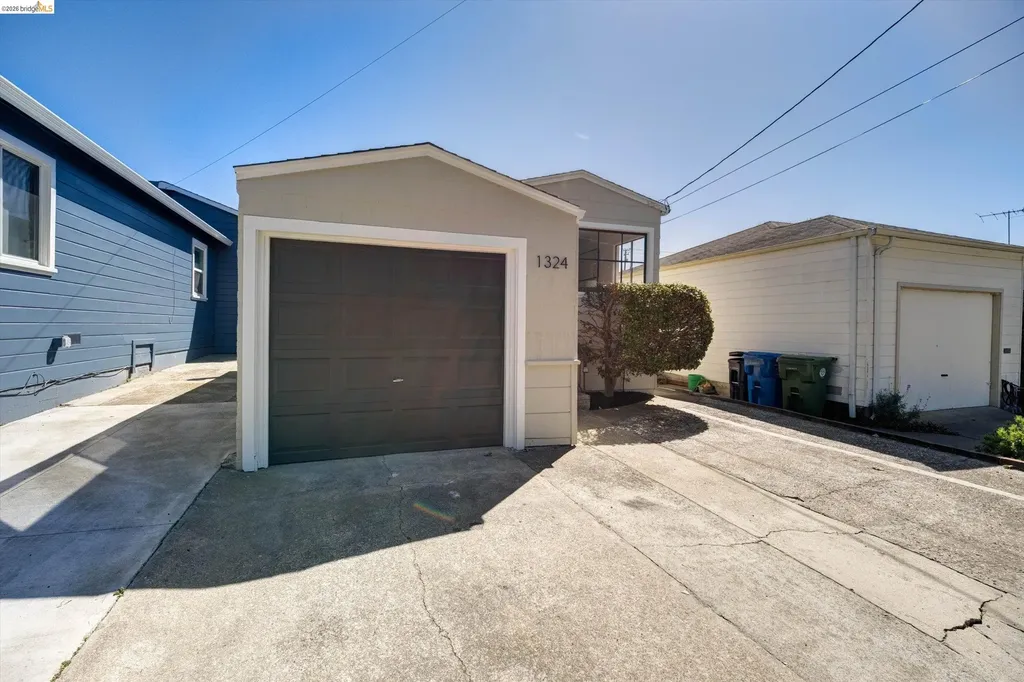 1324 Everett Street El Cerrito CA 94530