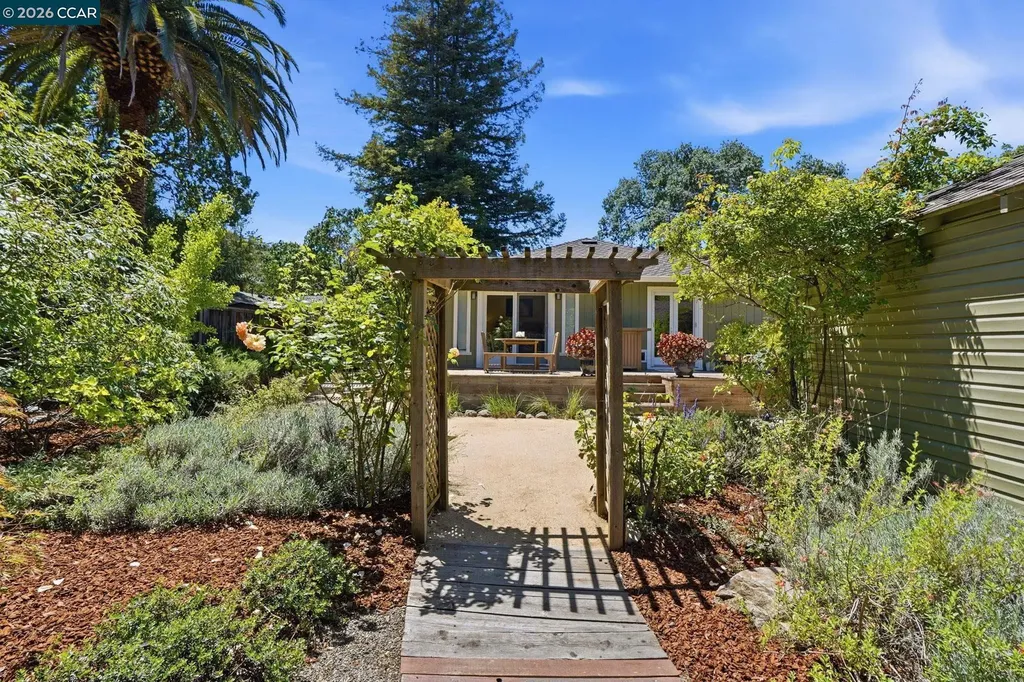 2024 Walnut Boulevard Walnut Creek CA 94597