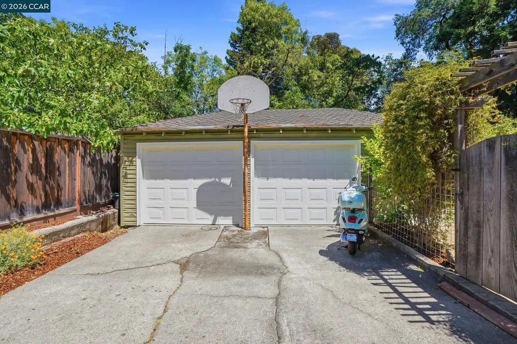 2024 Walnut Boulevard Walnut Creek CA 94597