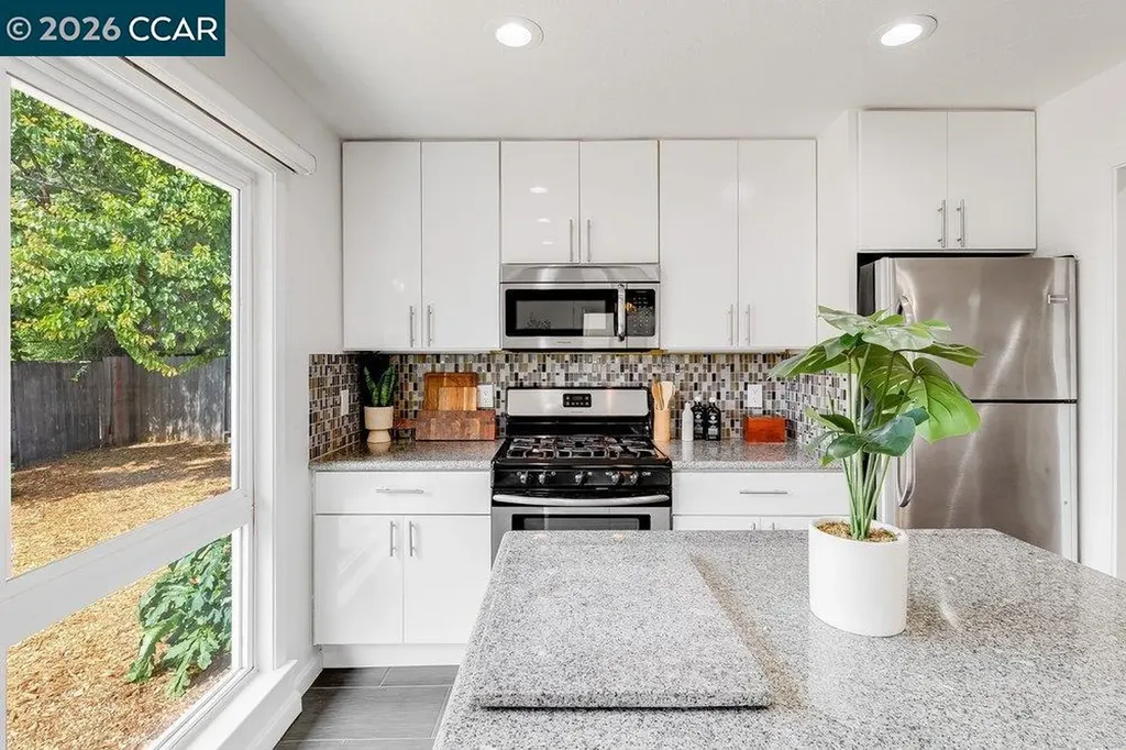 2725 Argyll Avenue Concord CA 94520