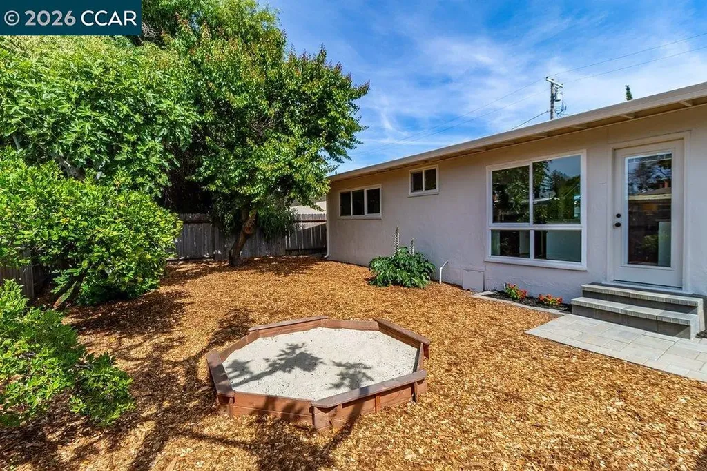 2725 Argyll Avenue Concord CA 94520
