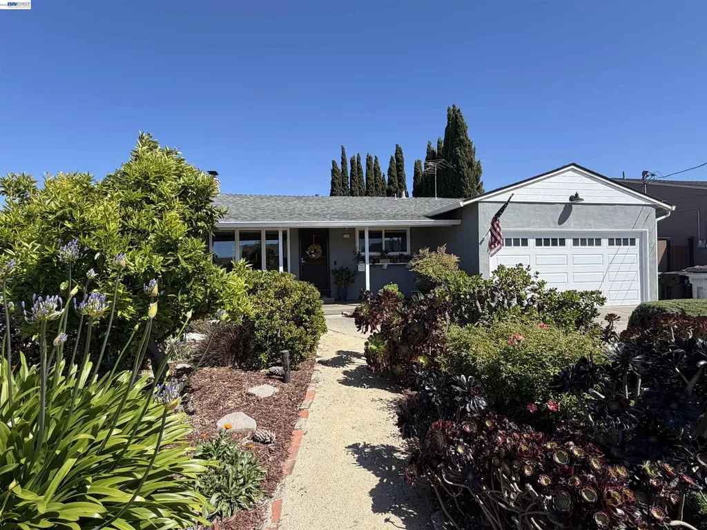 4742 El Rey Avenue Fremont CA 94536