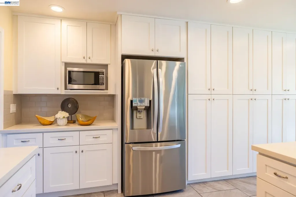 4742 El Rey Avenue Fremont CA 94536