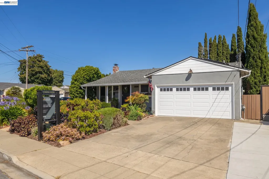 4742 El Rey Avenue Fremont CA 94536