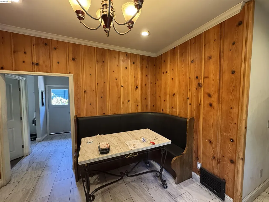 533 31st Street Oakland CA 94609