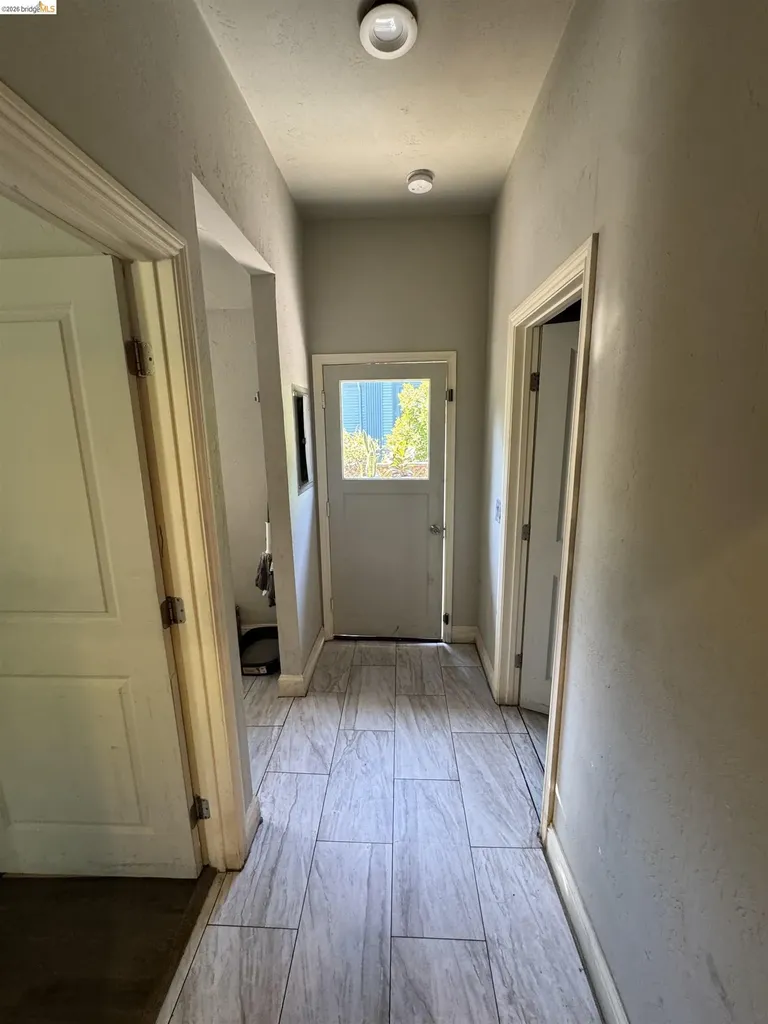 533 31st Street Oakland CA 94609