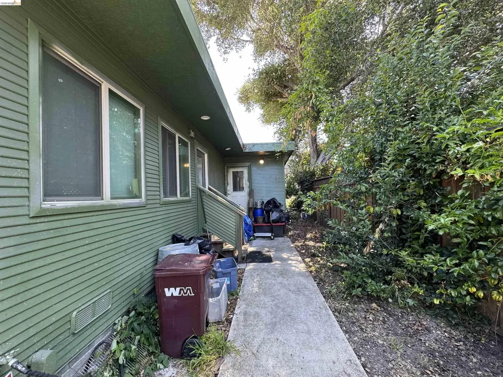 533 31st Street Oakland CA 94609