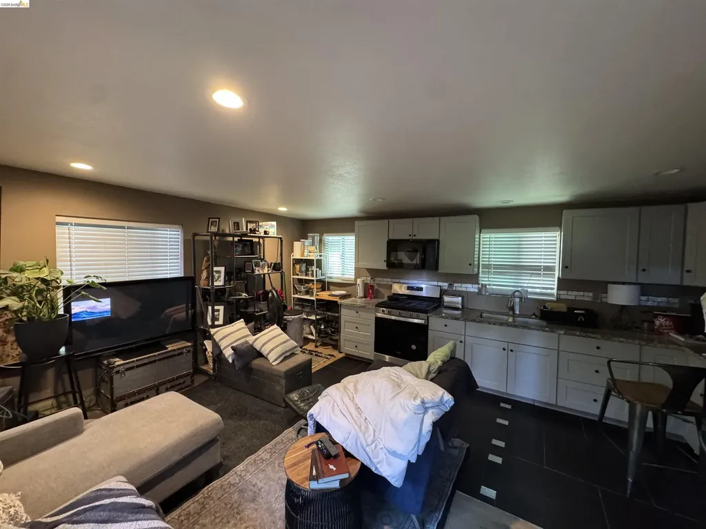 533 31st Street Oakland CA 94609