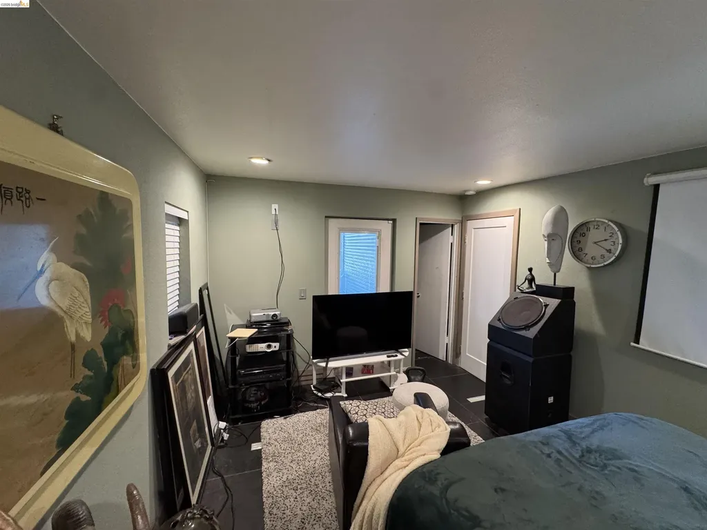 533 31st Street Oakland CA 94609