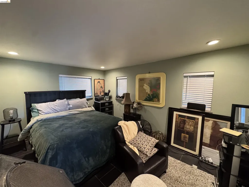 533 31st Street Oakland CA 94609