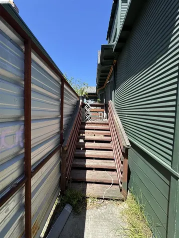 533 31ST Street Oakland CA 94609