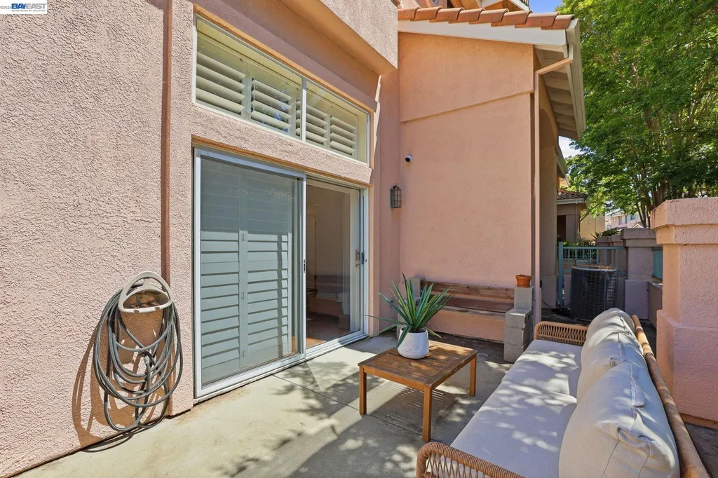 6072 Nice Terrace Fremont CA 94555