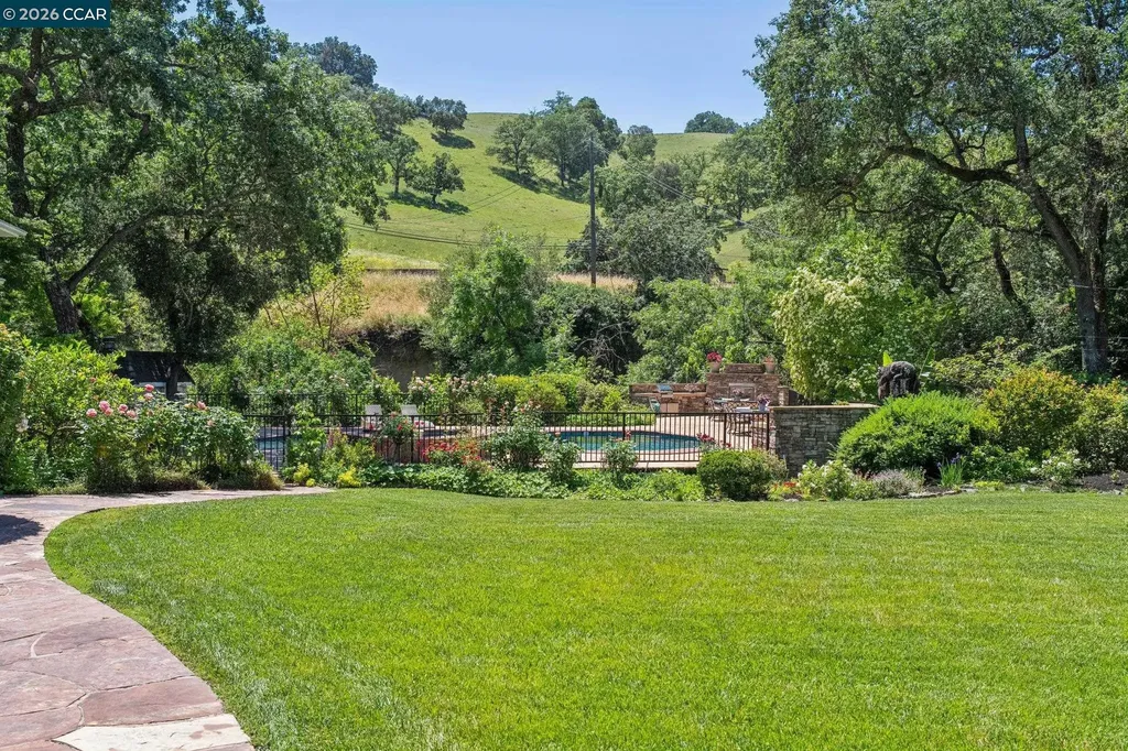 1720 Alameda Diablo Diablo CA 94528