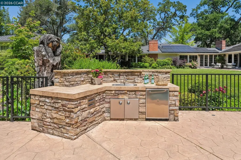 1720 Alameda Diablo Diablo CA 94528