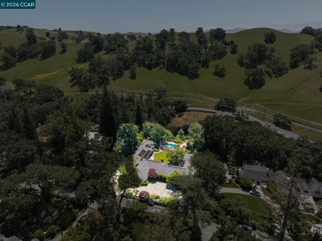 1720 Alameda Diablo Diablo CA 94528