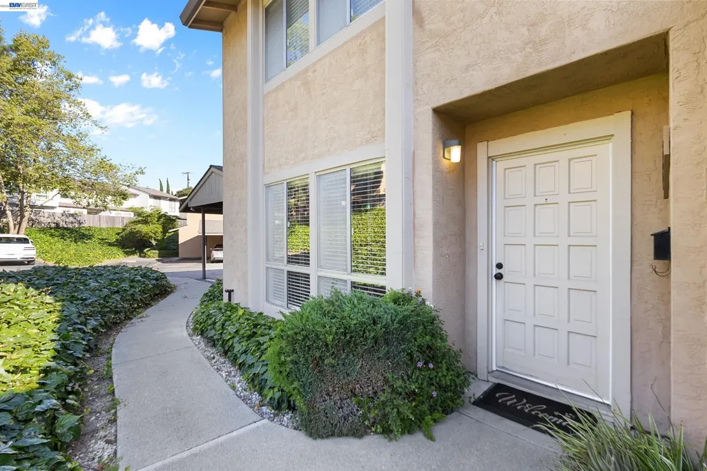 1223 Marionola Way Pinole CA 94564