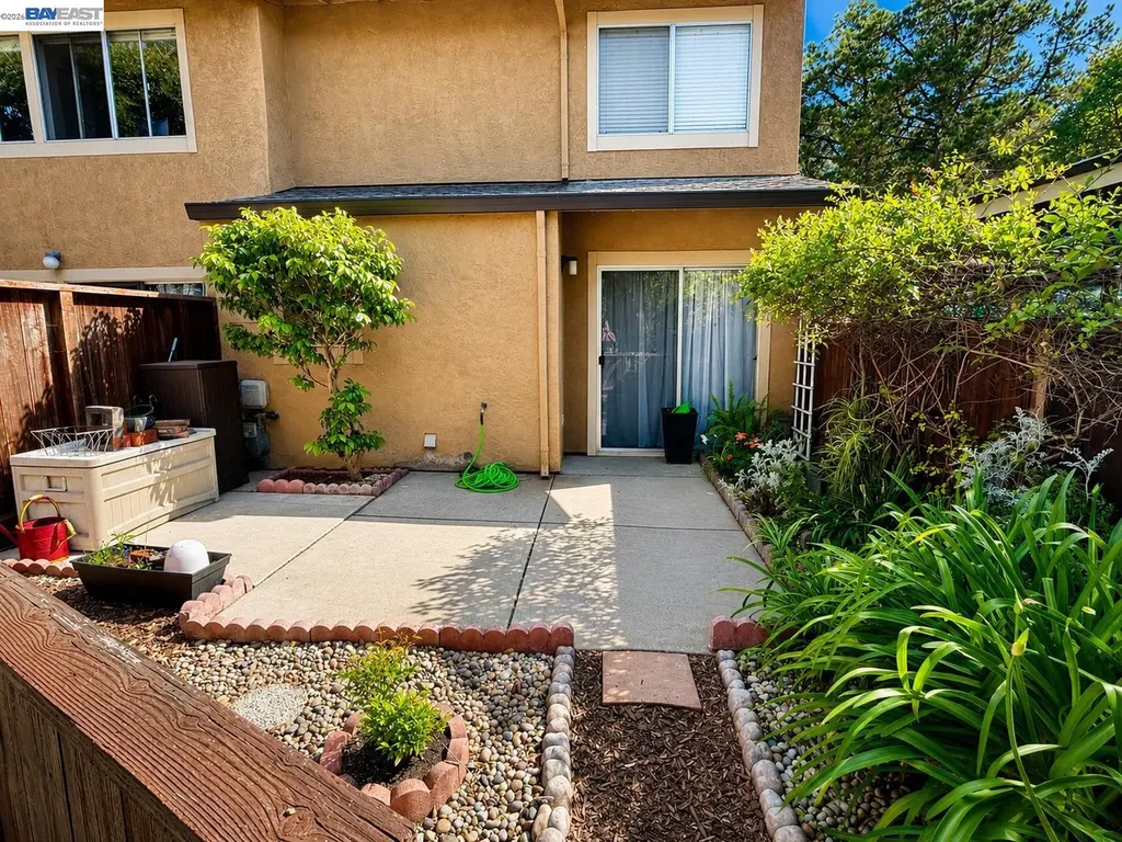 1223 Marionola Way Pinole CA 94564