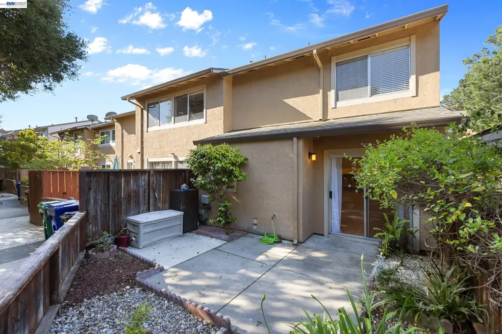 1223 Marionola Way Pinole CA 94564