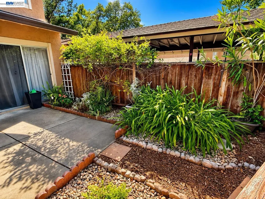 1223 Marionola Way Pinole CA 94564