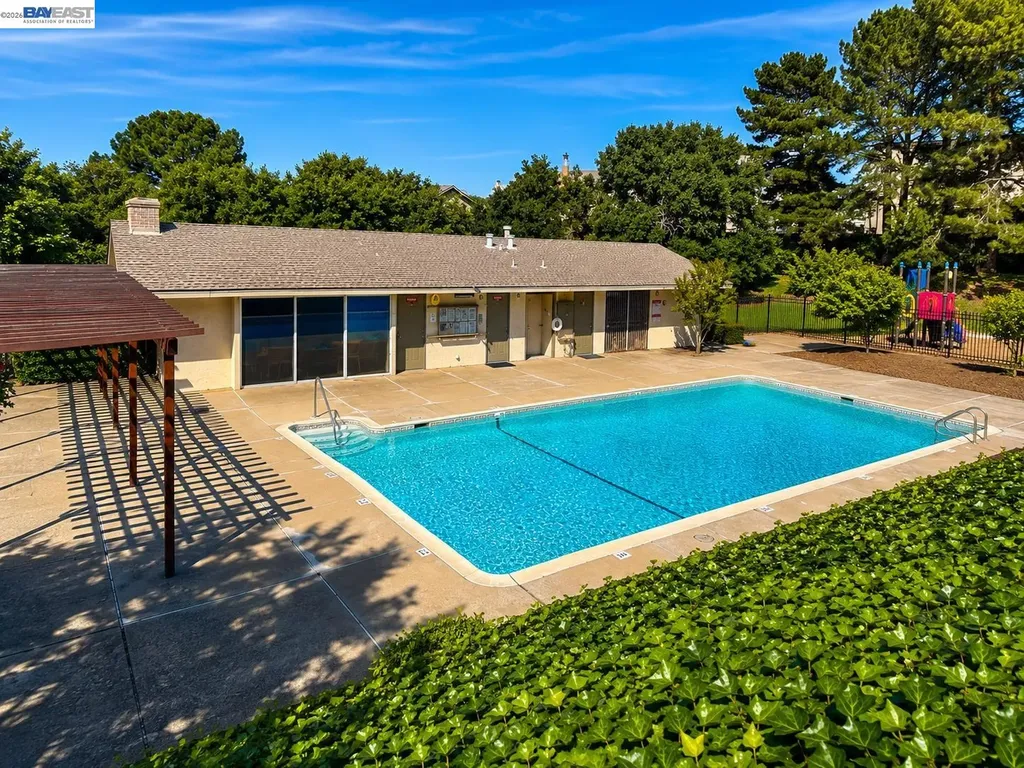 1223 Marionola Way Pinole CA 94564