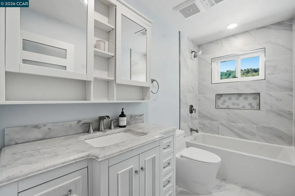 83 Miramonte Drive Moraga CA 94556