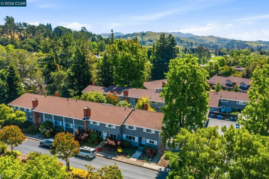 83 Miramonte Drive Moraga CA 94556