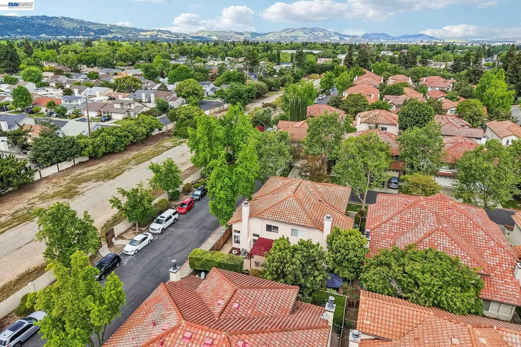 1657 Holly Circle Pleasanton CA 94566