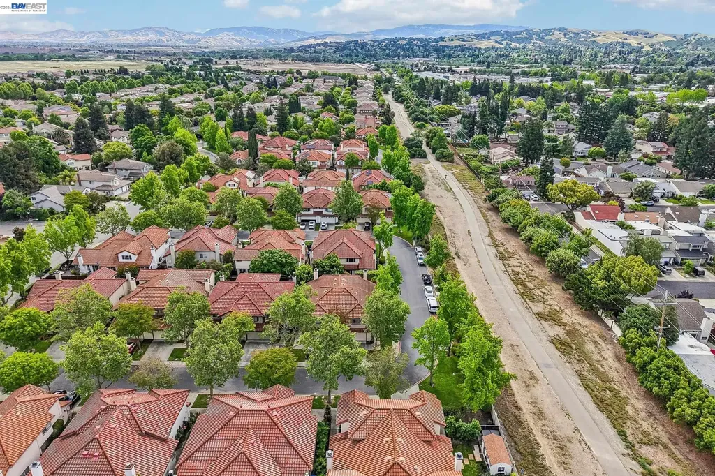 1657 Holly Circle Pleasanton CA 94566